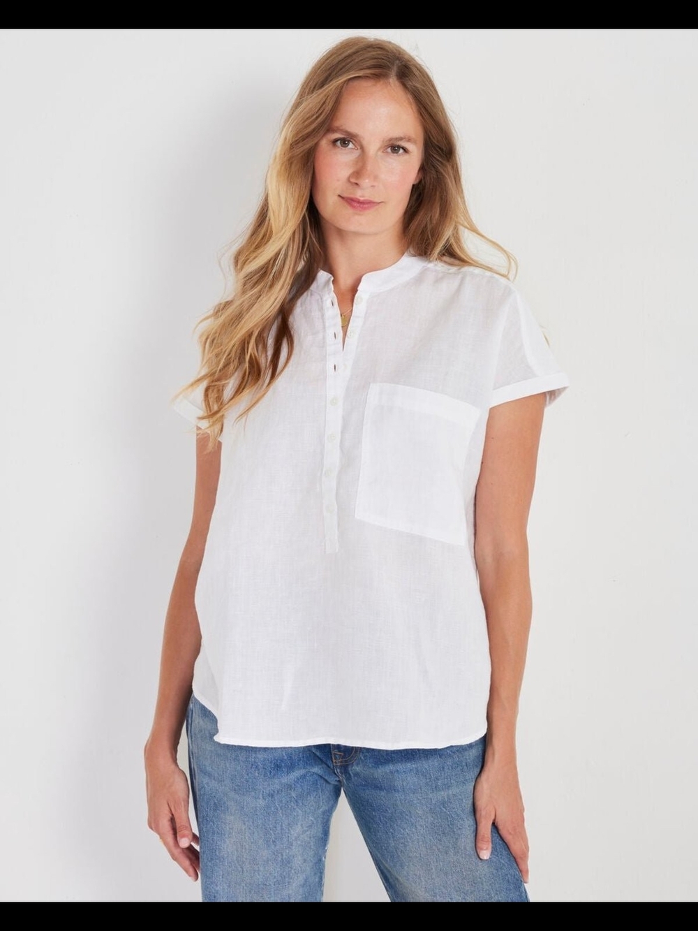 Not Monday Classic White Short-Sleeve Linen Blouse